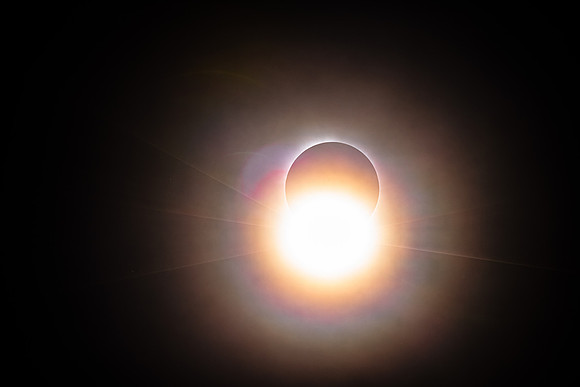SOLAR ECLIPSE-9070
