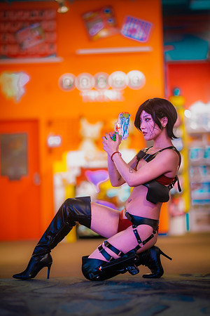 CCE Ada Wong 2025-1541