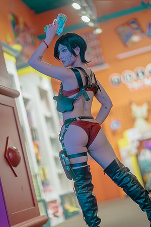 CCE Ada Wong 2025-1506