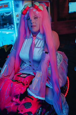 CCE MIKU 2025-8801