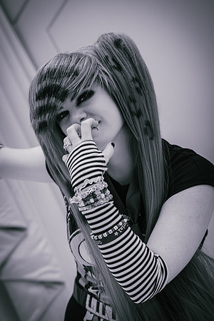 SCENE MIKU-7125-2