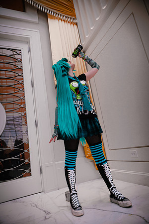 SCENE MIKU-7131