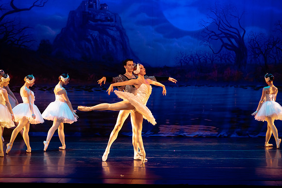 Saturday Am Act 2-0007
