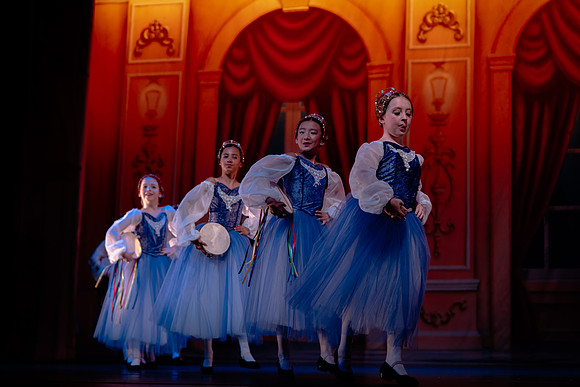 Dress Rehearsal Act 3-7931