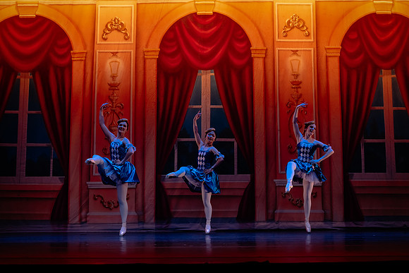 Dress Rehearsal Act 3-7933