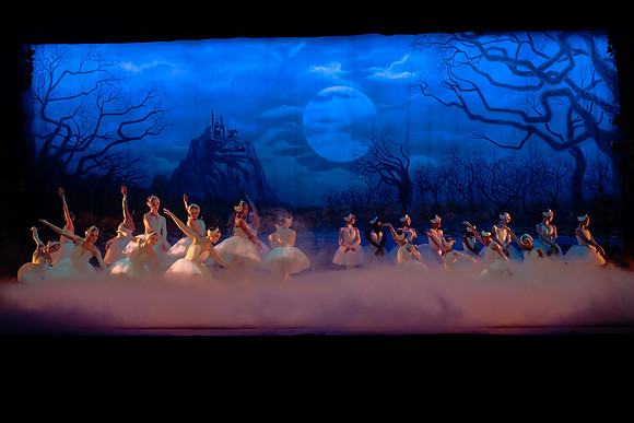 Dress Rehearsal Act 4-8851