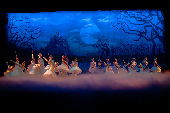 Dress Rehearsal Act 4-8853