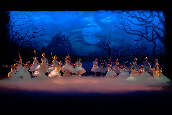 Dress Rehearsal Act 4-8860