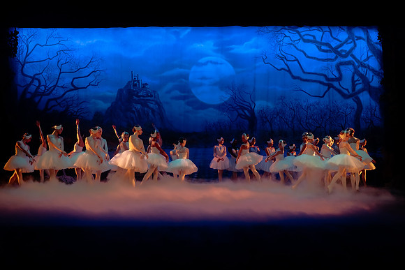 Dress Rehearsal Act 4-8862