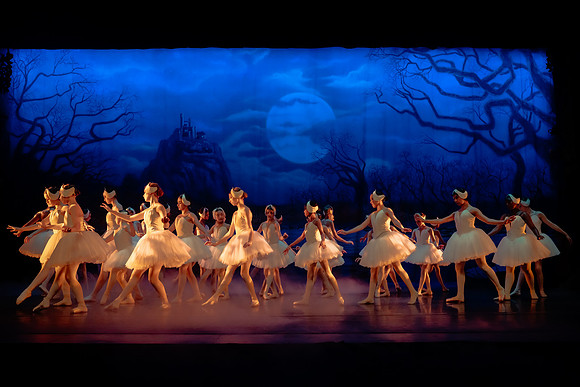 Dress Rehearsal Act 4-8869
