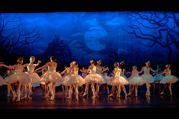 Dress Rehearsal Act 4-8876