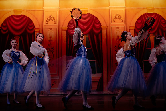 Dress Rehearsal Act 3-8000