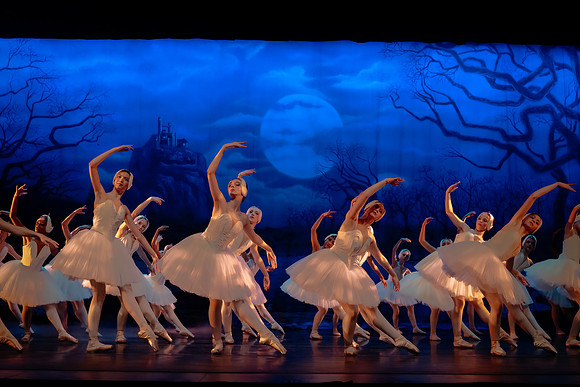 Dress Rehearsal Act 4-8885