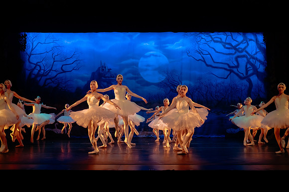 Dress Rehearsal Act 4-8902
