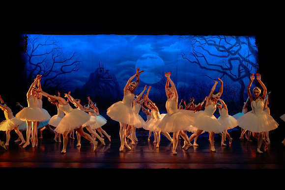 Dress Rehearsal Act 4-8904
