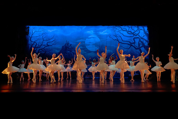 Dress Rehearsal Act 4-8908