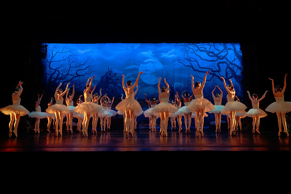 Dress Rehearsal Act 4-8909
