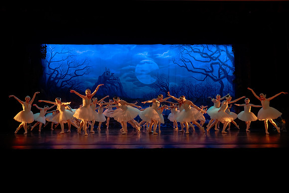 Dress Rehearsal Act 4-8913