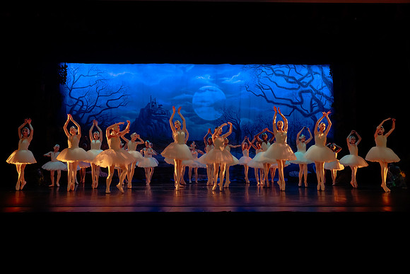 Dress Rehearsal Act 4-8916