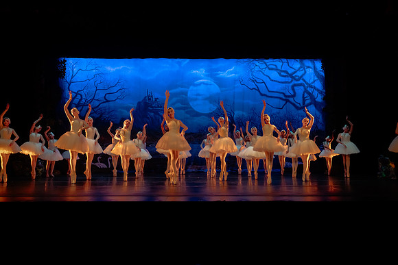 Dress Rehearsal Act 4-8923