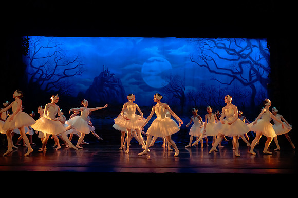 Dress Rehearsal Act 4-8934