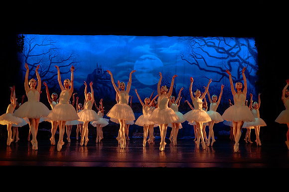 Dress Rehearsal Act 4-8936