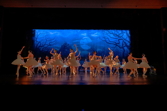 Dress Rehearsal Act 4-8938