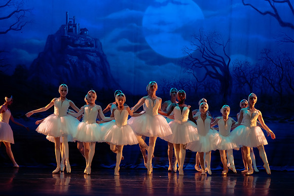 Dress Rehearsal Act 4-8946