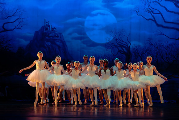 Dress Rehearsal Act 4-8951