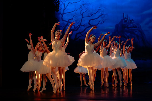 Dress Rehearsal Act 4-8965