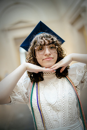 Graduation v2-8203