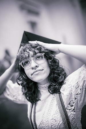 Graduation v2-8209-2