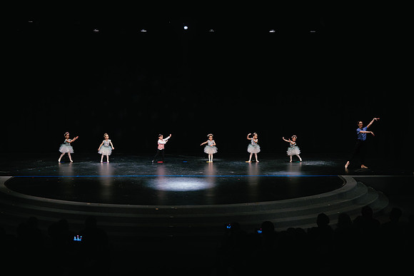 Ballet C AK5A8518-Enhanced-NR