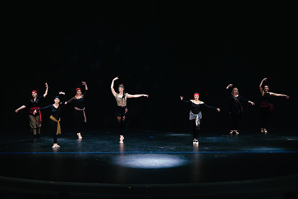 Ballet B2 AK5A9565-Enhanced-NR