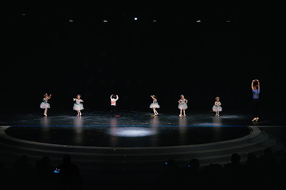 Ballet C AK5A8527-Enhanced-NR
