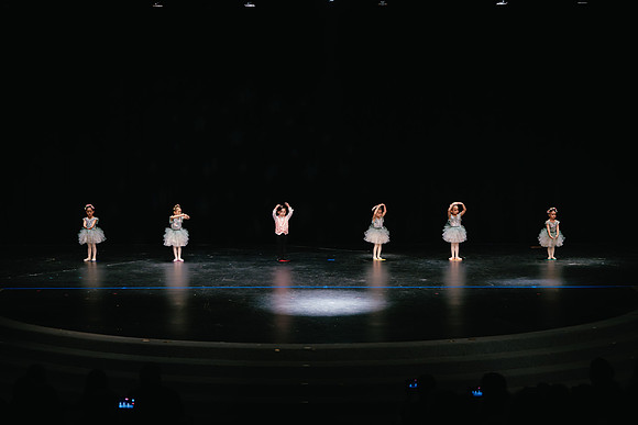 Ballet C AK5A8504-Enhanced-NR