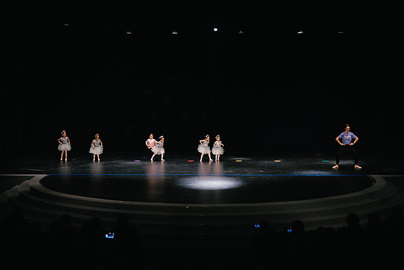 Ballet C AK5A8514-Enhanced-NR