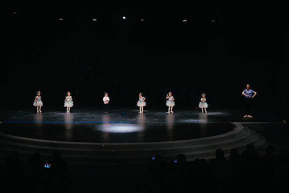 Ballet C AK5A8516-Enhanced-NR
