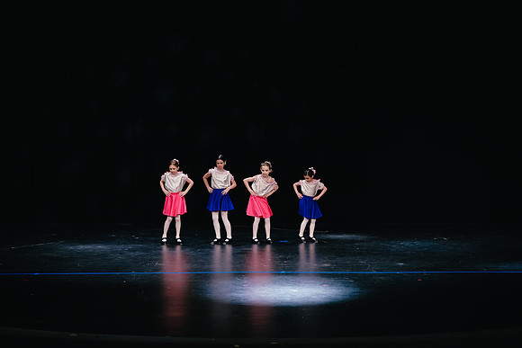 Ballet D AK5A8541-Enhanced-NR