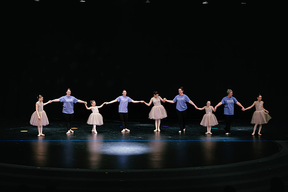 Ballet E AK5A8562-Enhanced-NR