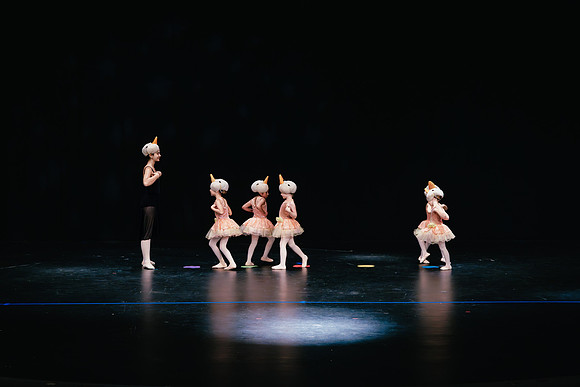 Ballet G AK5A8625-Enhanced-NR