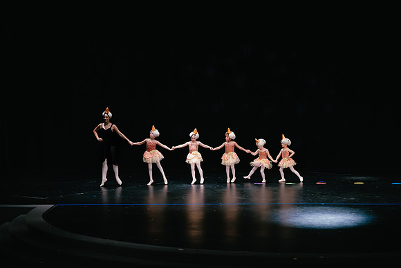 Ballet G AK5A8621-Enhanced-NR