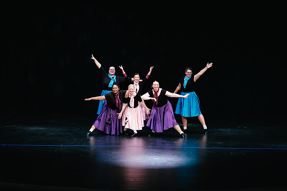 Ballet G7 AK5A9850-Enhanced-NR