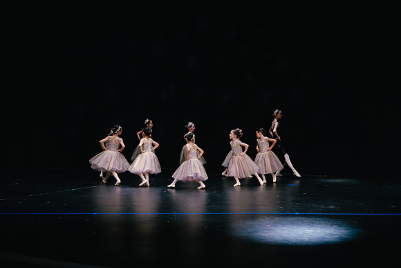 Ballet I AK5A8675-Enhanced-NR