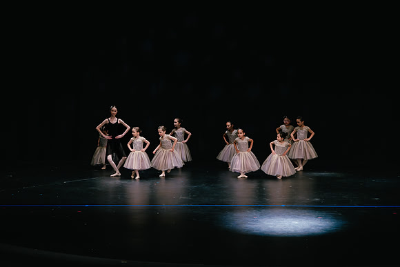 Ballet I AK5A8677-Enhanced-NR