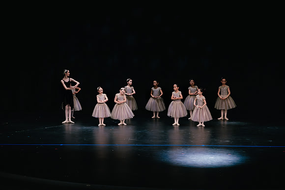 Ballet I AK5A8679-Enhanced-NR