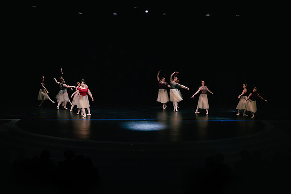 Ballet I9 AK5A9866-Enhanced-NR