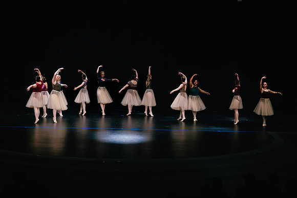 Ballet I9 AK5A9869-Enhanced-NR