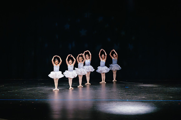 Ballet J AK5A8692-Enhanced-NR