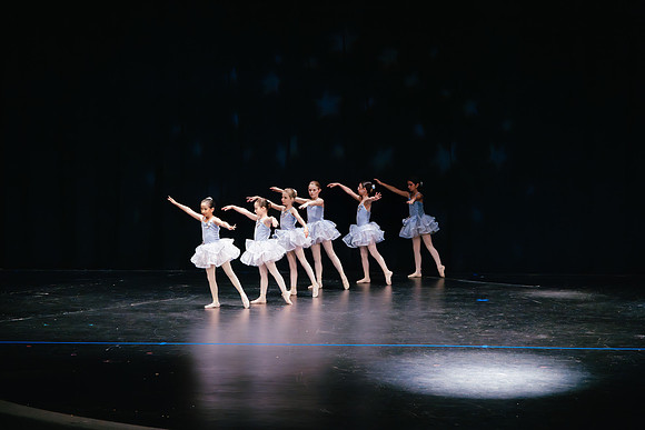 Ballet J AK5A8693-Enhanced-NR